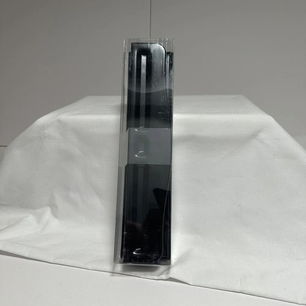 B2C Adjustable 3 Hole Punch New Sealed In Box 12‎ Sheet Capacity